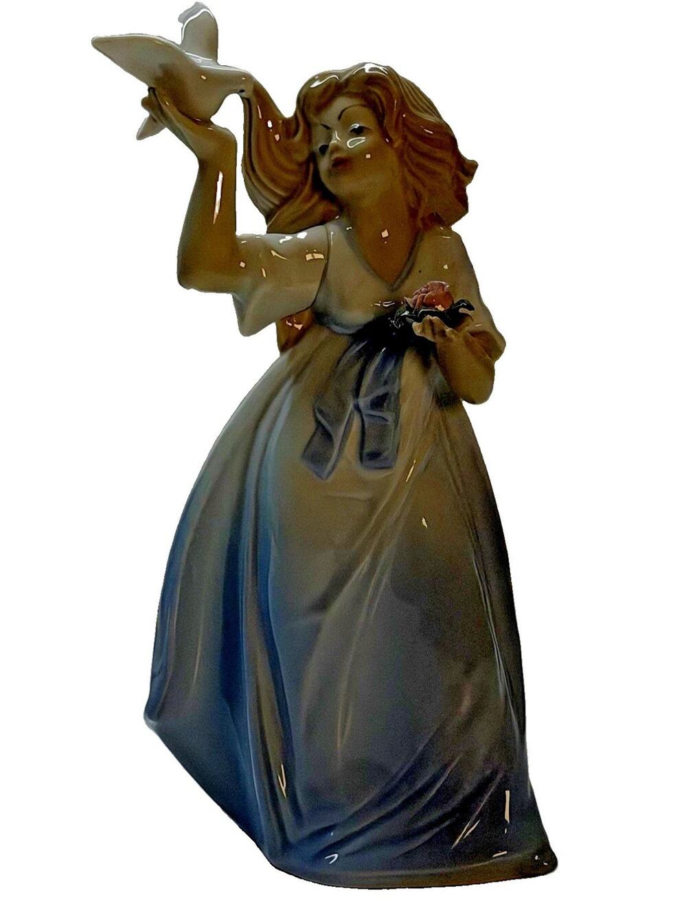 Vintage Tengra Spain Porcelain Lady With Dove Flower Figurine Original Tag